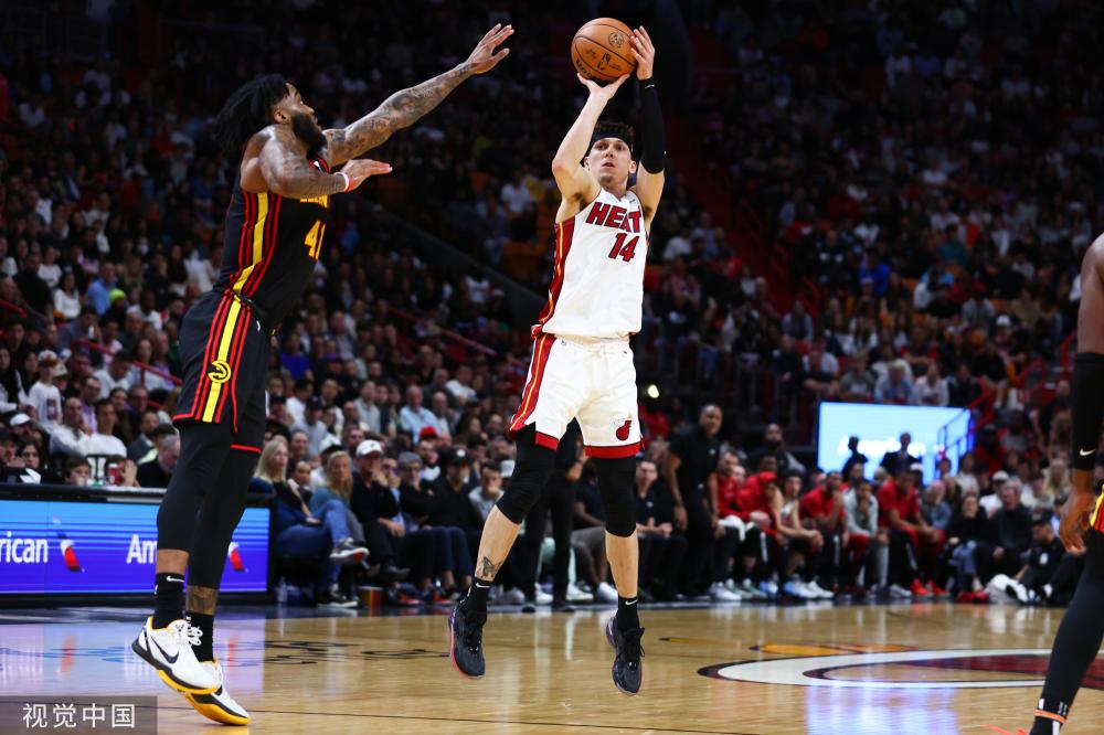 网球天王德 网球天王德