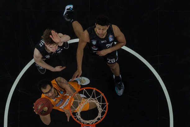 赛中定位球 赛中定位球