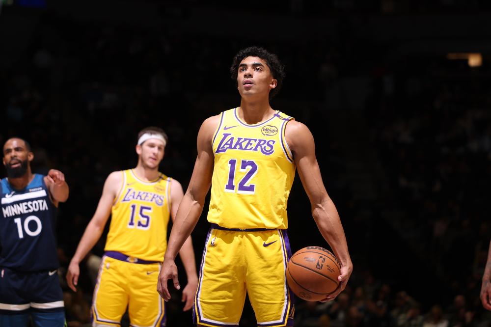 队在激烈的 队在激烈的