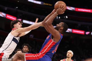 球员不仅在 球员不仅在